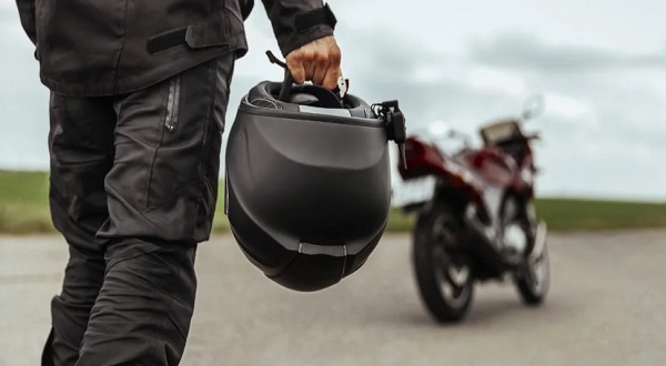 Quais são os tipos de capacete de moto? Saiba como escolher o melhor para você!