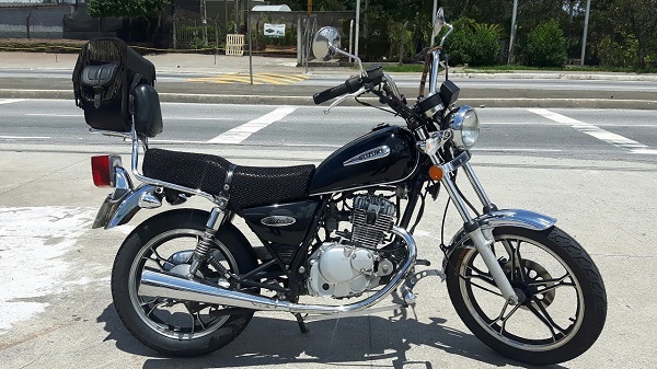 Suzuki Intruder 125: a moto Custom que deixou sua marca no Brasil!