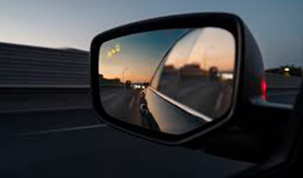 A importância do alerta de ponto cego e dicas para uma condução segura! A importância do alerta de ponto cego e dicas para uma condução segura!